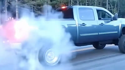 TOP 10 Accidents de voitures de luxe!!!!