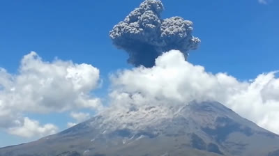Explosions volcaniques capturées en vidéo | TOP 3