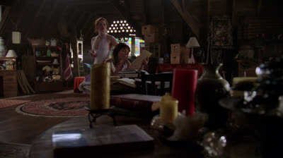 Embrujadas 5x01 - La cola de una bruja (Parte 1)