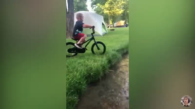 ¡Carcajadas aseguradas! Los bebés más divertidos de la red en acción