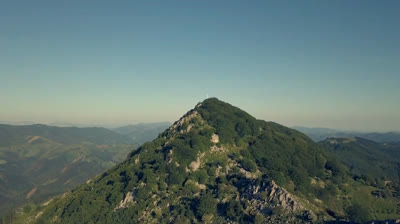 "Bellezas del Mundo: Un Recorrido Visual"