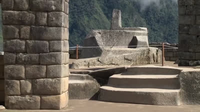 En Frecuencia Americana - Machupicchu Sacsayhuaman