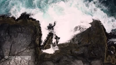 Práctica de yoga para liberar el estrés acumulado