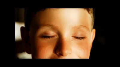 Encuentra tu centro en movimiento: Yoga en movimiento consciente