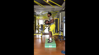 6-11-23 Michy Batshuayi en el entrenamiento con el Fenerbahçe