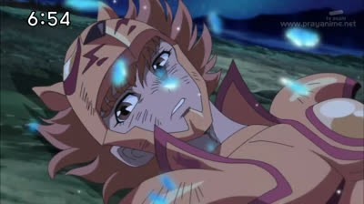 Saint Seiya Ω 05 - ¡Pruebas de selección! ¡Desafío en el campo de la muerte!