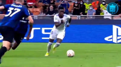 ♫ Vinícius Jr ● ELA VOLTOU DE PERNA BAMBA (MC GUH SR e MC PE)