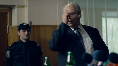 Zelenski, servidor del pueblo 2x03: Un país desierto