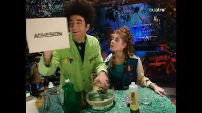 El Mundo de BeakMan Castellano -12- Las burbujas y los Pies