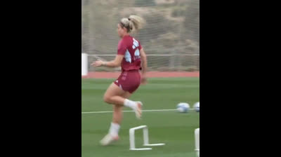 2-4-24 Alexia Putellas en el entrenamiento con la selección española