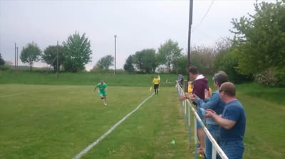 Emoción pura: Los momentos más emocionantes del fútbol amateur que te harán amar este deporte.