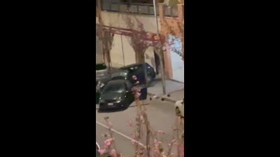 Roban por la noche en un establecimiento en Barcelona