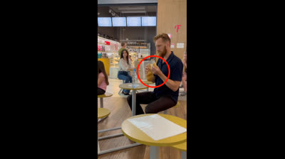 La bondad no tiene precio, en cambio el ser humano si ....