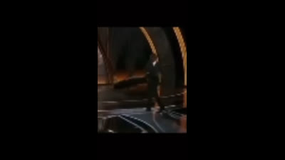 El desafío celestial de la risa: ¿Quién será el próximo en caer?