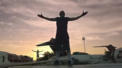 2. DeCalifornia Ft. B-Real_ Canserbero_ El Pinche Foket - Campeones Two--(480P).mp4