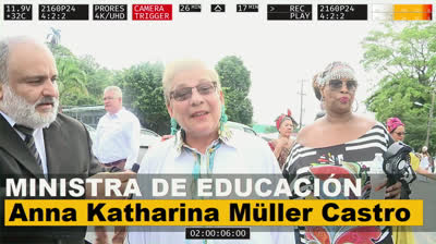 Masones muestran su plumaje en las calles de Limón Costa Rica