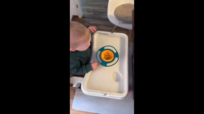 Spill-proof bowl for kids. Incredible invention!!!!