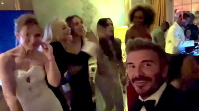 The Spice Girls together again with David Beckham!!!!
