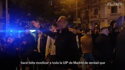 Este mundo es para valientes... porque los cobardes  son manadas de hienas...