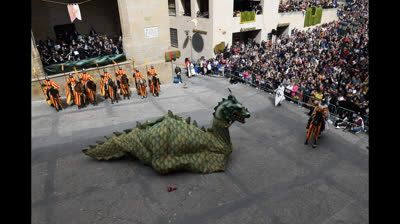 IMAGENES FIESTA VENCIMIENTO DRAGON EN ALCAÑIZ