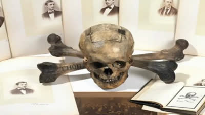 Yale de Skull & Bones - Nobleza Negra