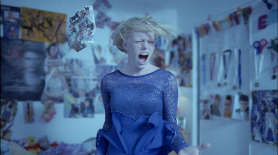 YET   AGAIN - ERIN  MOOMSEN WOLFF - SHORT  FILM PRODUCTION  GUION  BY  MY  AUTHORSHIP.