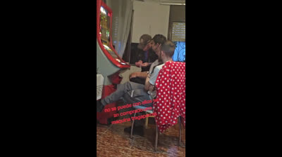 Instalan una tragaperras en el salón de su casa!!!