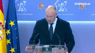 La  PP comiéndole el culo a la  PSOE, capítulo 8.458: