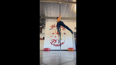 Pole acrobatic