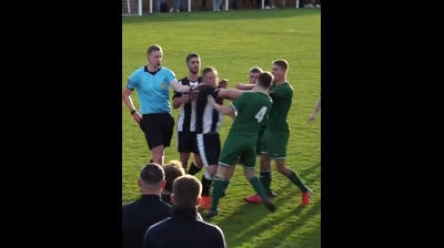 Pensez-vous qu'il mérite le carton rouge?