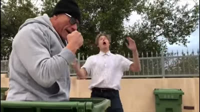 Van Damme FUNNY - Jean Claude Van Damme