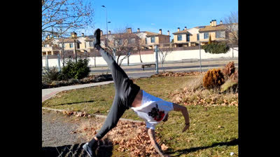 Entrenando ACROBACIAS en AVILA (saltos mortales)