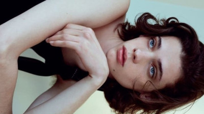 ABSENT- ERIN MOMMSEN  WOLFF- HUGO BOSS. WITH  ETENTION  TO DELAIT.