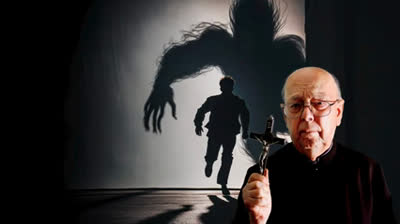 PRUEBAS de que el DEMONIO SI  EXISTE  - [Relatos del Padre Gabriele Amorth]