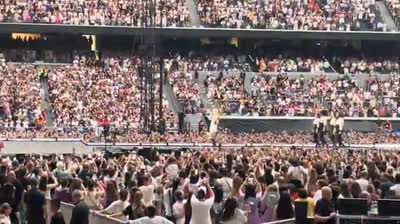 Taylor Swift Canta sus Grandes Éxitos en el Bernabéu: Recopilación