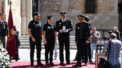 ENTREGA DISTINCIONES  EN EL DIA DE LA POLICÍA LOCAL DE TERUEL