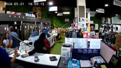 Atraco en una tienda de electrodomésticos Sevilla