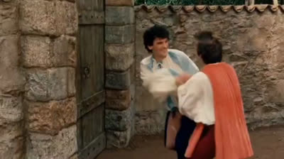 NON CI RESTA CHE PIANGERE [HD]  2