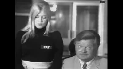 Benny Hill - Signa Instructions - 1970