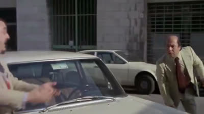 L’INSEGNANTE AL MARE CON TUTTA LA CLASSE  1