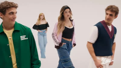 Anuncio de "El Corte Inglés" con Emilia, Clara Galle, Miguel Herran y Jorge Martín