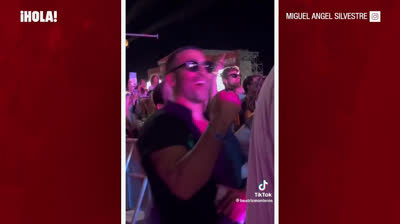 Miguel Ángel Silvestre bailando reggaeton