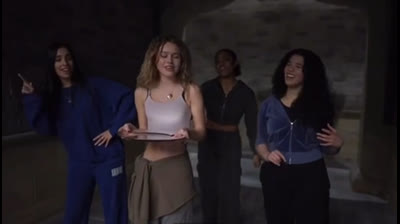 Descendants the rise of red cast singing