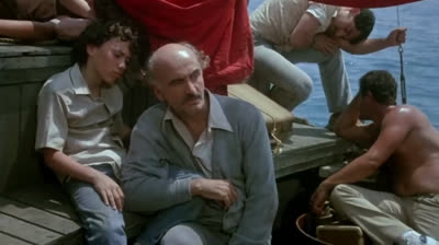 INVASION USA CHUCK NORRIS Y SU CAMISA VENCEN AL SOCIALISMO.