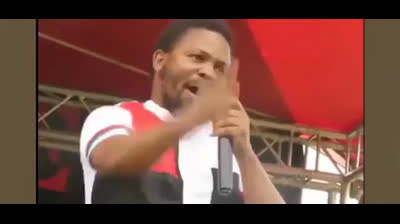 Lo que solo parecía la letra de una canción es el discurso de odio hacia los blancos del Miembro recién elegido del parlamento de Sudáfrica.