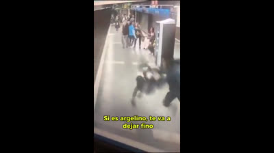 "Si  crees que las agresiones y delitos de extranjeros es por culpa de  la ultraderecha, necesitas ayuda urgente...