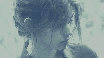 STIRB  NICHT,  LASS MICH  NICHT ALLEIN- ERIN  MOMMSEN  WOLFF- Short  Film  From  my   Authorship.