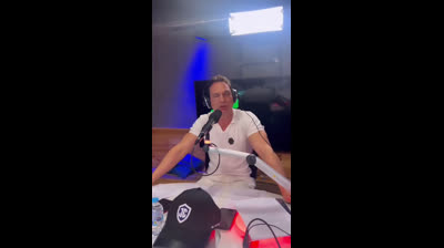 @_javiercardenas  vuelve a soltar una bomba sobre los inmigrantes ilegales que llegan a España