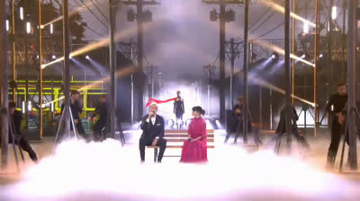 UA' - UOMO DI VARIE  ETA' [HD]  2