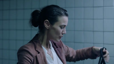 Segreti di famiglia - 1x04 Episodio 4(Mediaset Infinity)